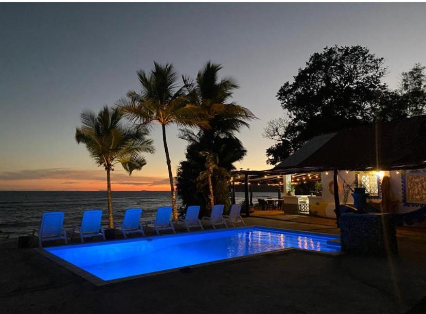 Oceanfront Bungalows - Paradise Rentals Santa Catalina Exterior foto